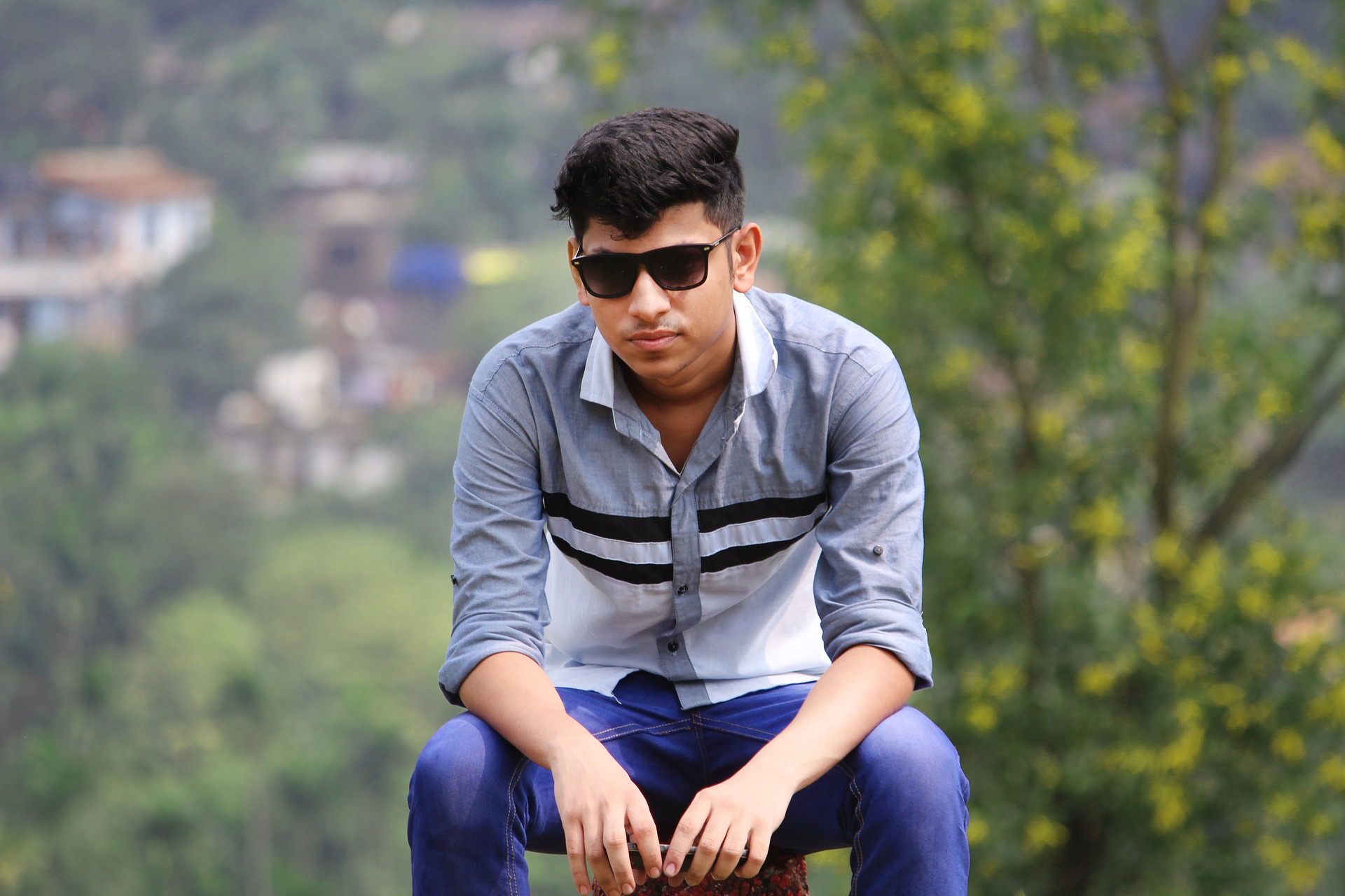 แว่นตากันแดด วัยเก๋า sawadd